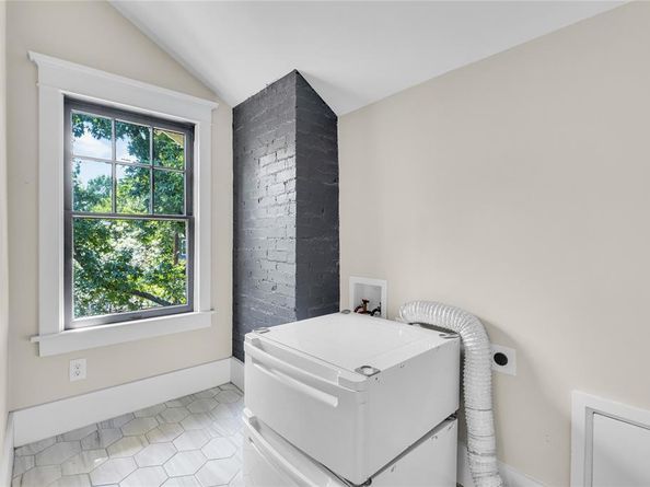 4803  Swiss Avenue , Dallas Texas 75204
