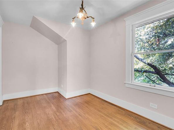 4803  Swiss Avenue , Dallas Texas 75204