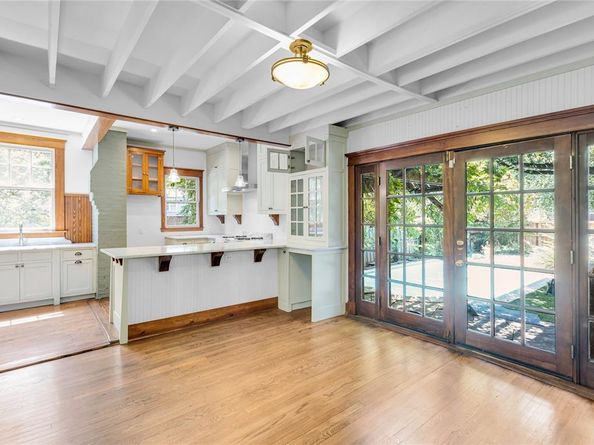 4803  Swiss Avenue , Dallas Texas 75204