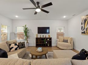 3122  Chihuahua Avenue , Dallas Texas 75212