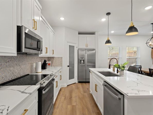 3122  Chihuahua Avenue , Dallas Texas 75212