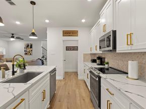 3122  Chihuahua Avenue , Dallas Texas 75212