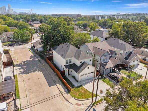 3122  Chihuahua Avenue , Dallas Texas 75212
