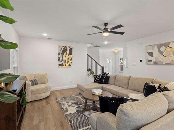 3122  Chihuahua Avenue , Dallas Texas 75212