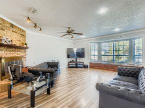 1102  Lexington Circle , DeSoto Texas 75115