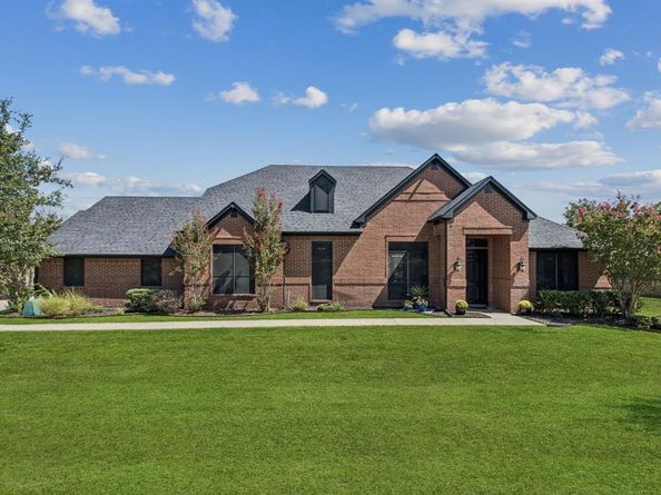 10500  Los Rios Drive , Fort Worth Texas 76179