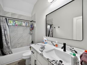 1005  Oak Street , Grand Prairie Texas 75050