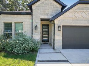 1005  Oak Street , Grand Prairie Texas 75050