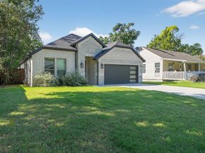 1005  Oak Street , Grand Prairie Texas 75050