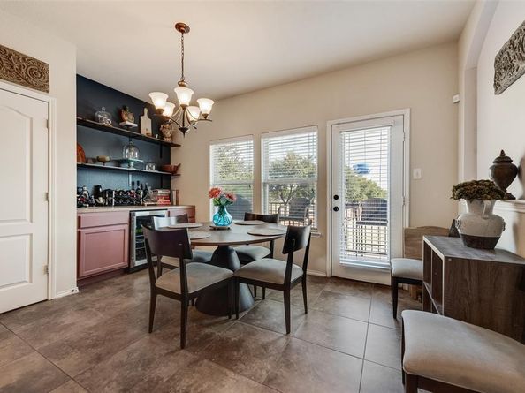 1805  English Lane , Carrollton Texas 75006