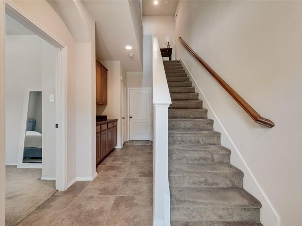 1805  English Lane , Carrollton Texas 75006