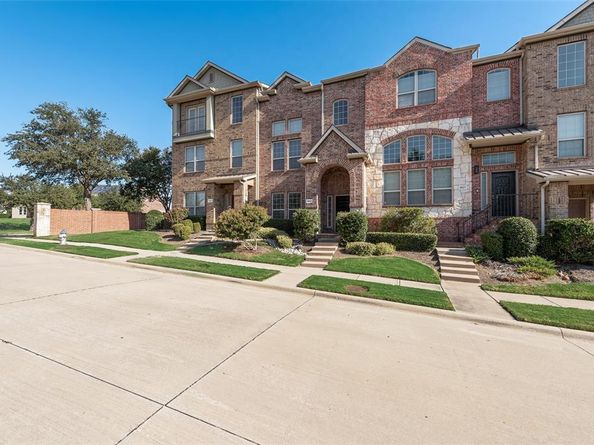 1805  English Lane , Carrollton Texas 75006