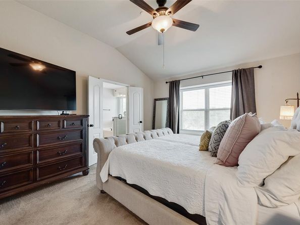 1805  English Lane , Carrollton Texas 75006