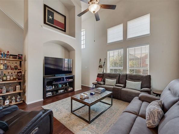 1805  English Lane , Carrollton Texas 75006