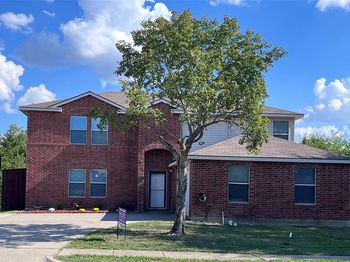 1435  Foxwood Lane 