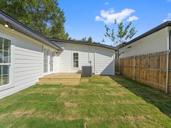 8724  Dunlap Drive , Dallas Texas 75217