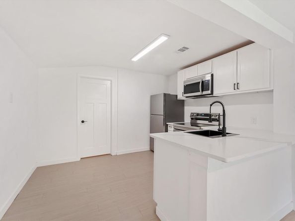 8724  Dunlap Drive , Dallas Texas 75217