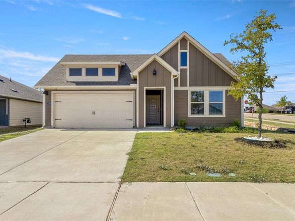 11129  Pond View Court , Providence Village Texas 76227