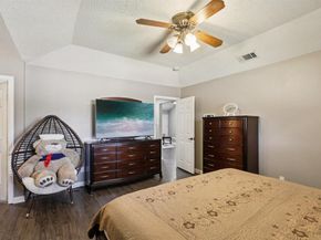 102 E Ridgegate Drive , Garland Texas 75040