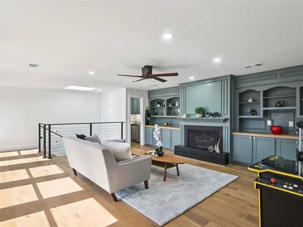 5705  Bent Oak Place , Dallas Texas 75248