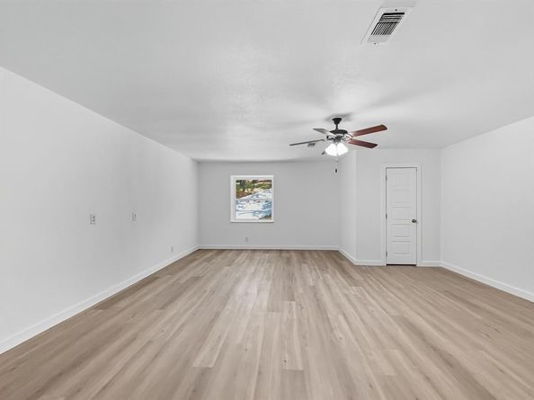 200  Silverleaf Drive , Fort Worth Texas 76112