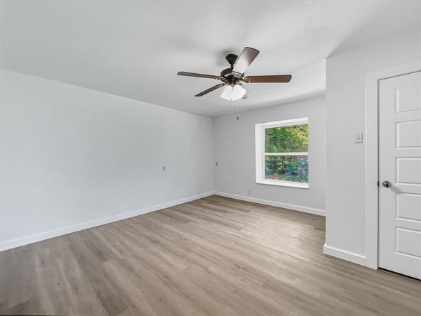 200  Silverleaf Drive , Fort Worth Texas 76112