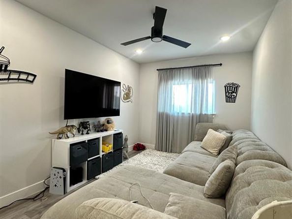1503  Morrell Avenue , Dallas Texas 75203