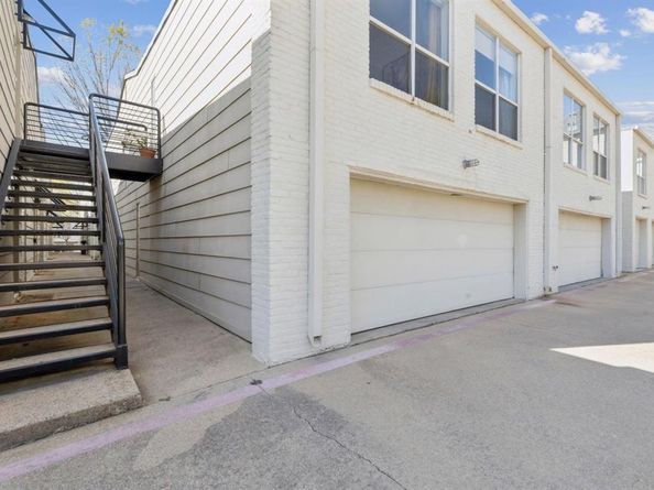 4134  Travis Street  11, Dallas Texas 75204