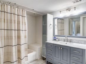5740  Martel Avenue  A10, Dallas Texas 75206