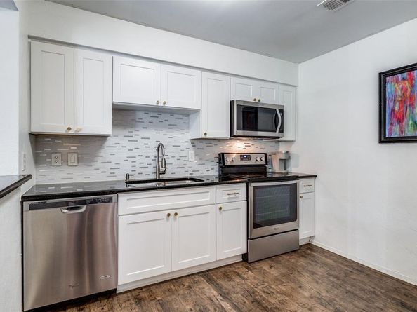 5740  Martel Avenue  A10, Dallas Texas 75206