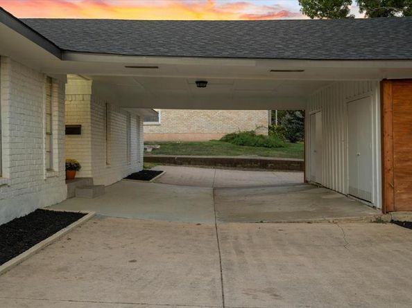 1427  Northridge Drive , Carrollton Texas 75006