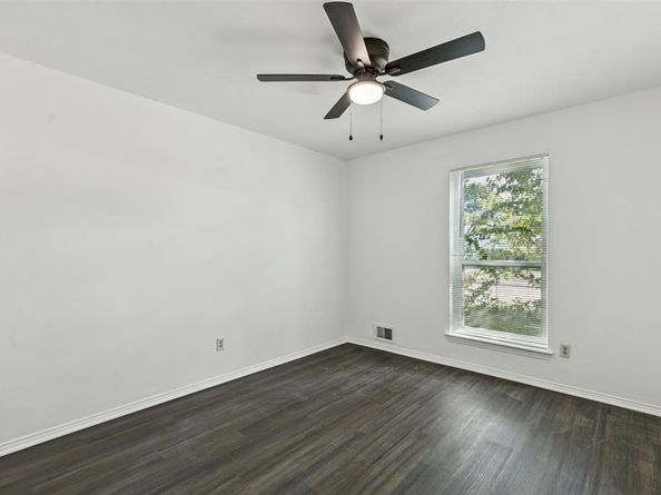 15825  El Estado Drive , Dallas Texas 75248