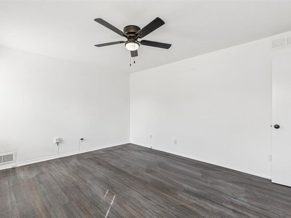 15825  El Estado Drive , Dallas Texas 75248