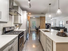 5710  Mccommas Boulevard  103, Dallas Texas 75206