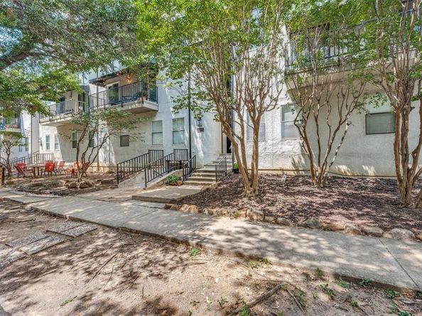 4402  Holland Avenue  201, Dallas Texas 75219