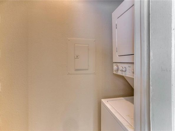 4402  Holland Avenue  201, Dallas Texas 75219