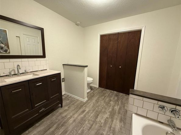 532  Marquette Avenue , Azle Texas 76020