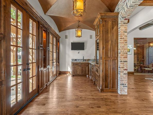 1916  Renfro Road , Colleyville Texas 76034