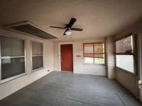 623 N Dallas Avenue , Lancaster Texas 75146