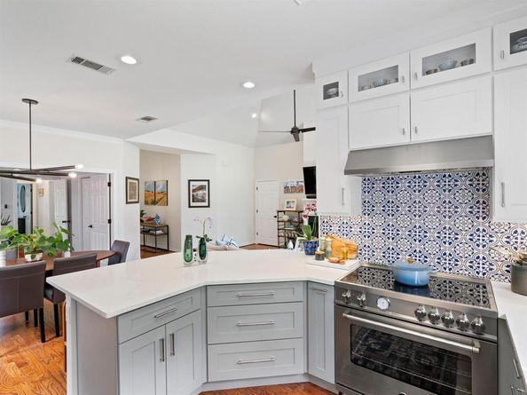 5733  Vickery Boulevard , Dallas Texas 75206