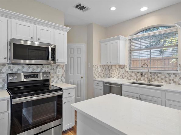 1719  Live Oak Lane , Allen Texas 75002