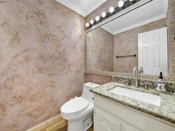 2709  Oak Point Drive , Garland Texas 75044