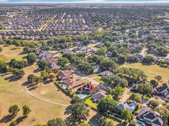 2709  Oak Point Drive , Garland Texas 75044