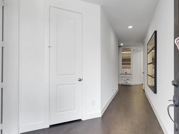 2257  Lobo Lane , Carrollton Texas 75010