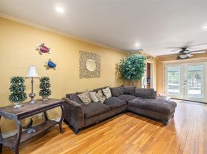 708 N Bailey Avenue , Fort Worth Texas 76107