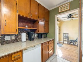 708 N Bailey Avenue , Fort Worth Texas 76107