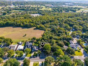 708 N Bailey Avenue , Fort Worth Texas 76107