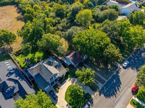 708 N Bailey Avenue , Fort Worth Texas 76107