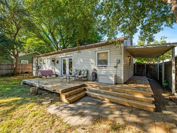 708 N Bailey Avenue , Fort Worth Texas 76107