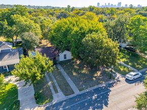 708 N Bailey Avenue , Fort Worth Texas 76107